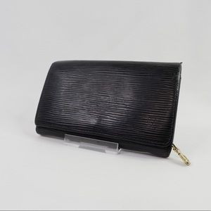 •Authentic Louis Vuitton Porte Monnaie Wallet•